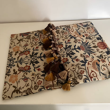 Vintage Floral Table Runner | Bird Pattern
