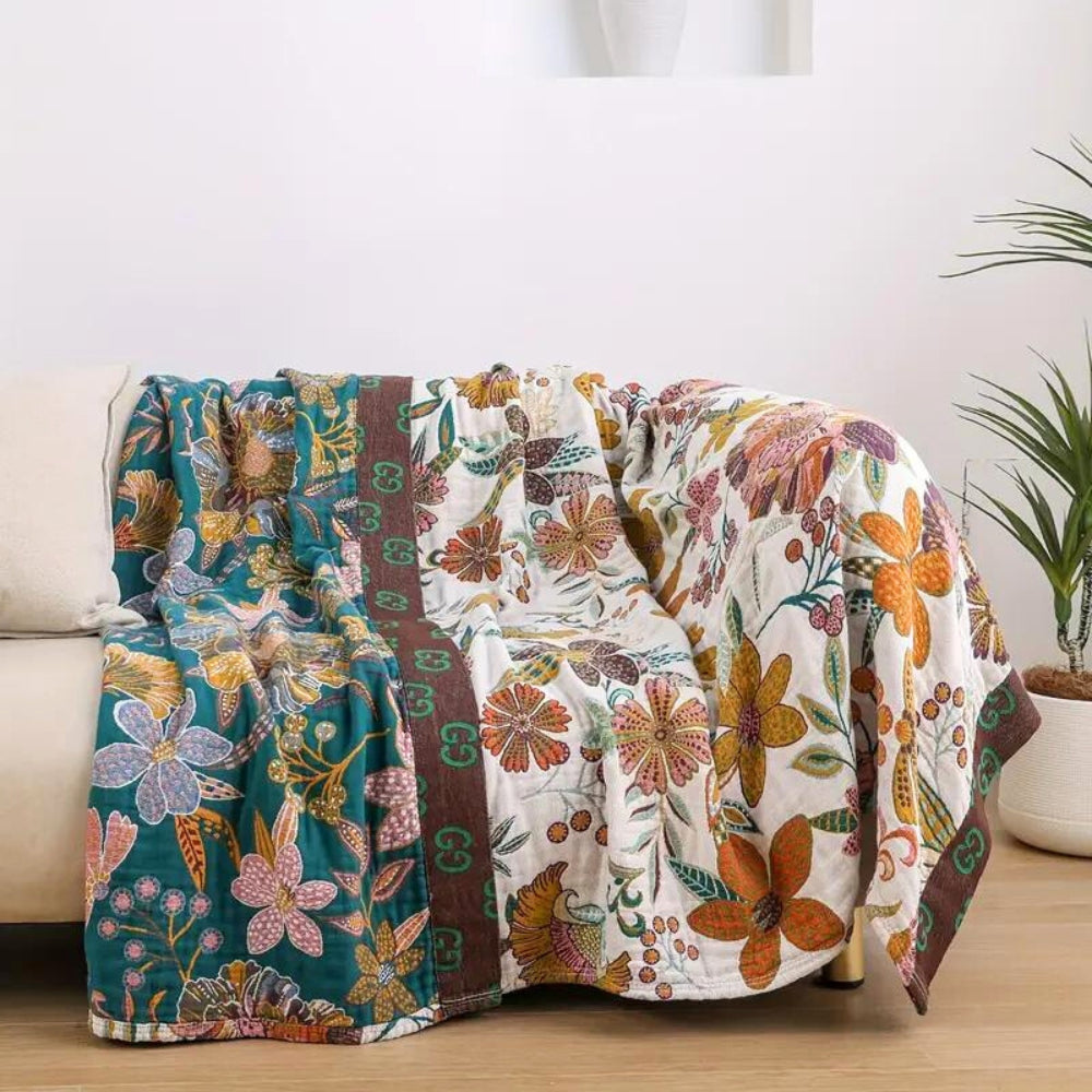 Vintage Floral Throw Blanket | Classic Botanical Pattern
