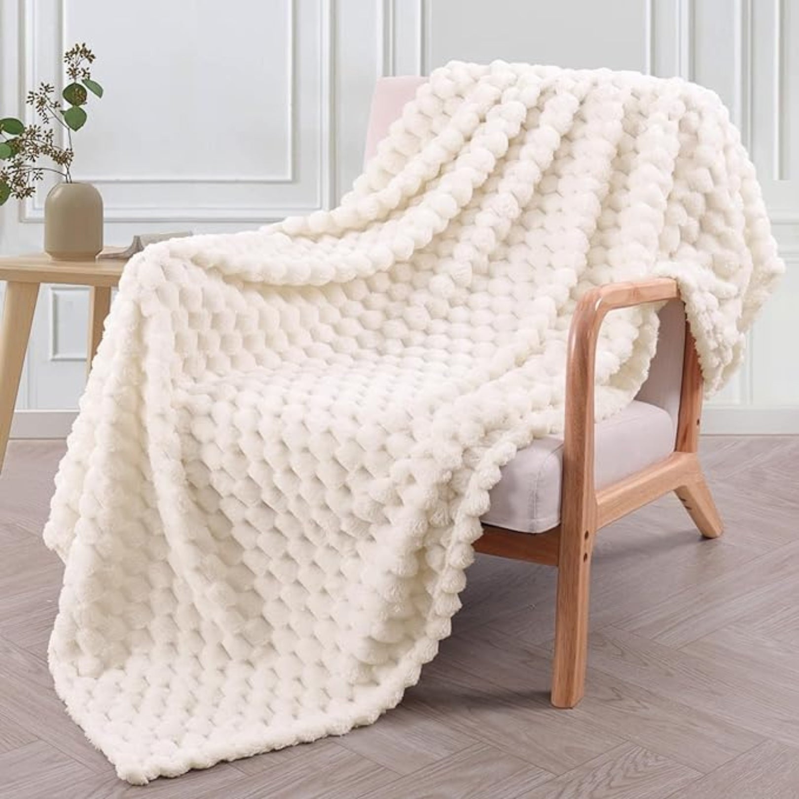 Cozy Chunky Knit Throw Blanket | Thick Textured Design
