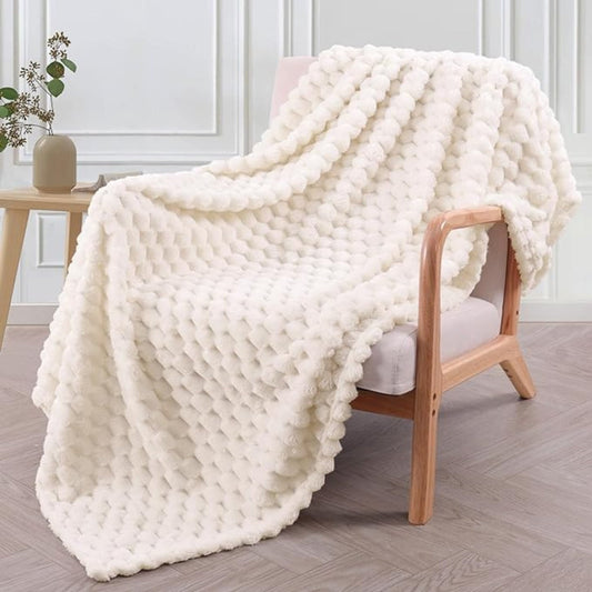 Cozy Chunky Knit Throw Blanket | Thick Textured Design