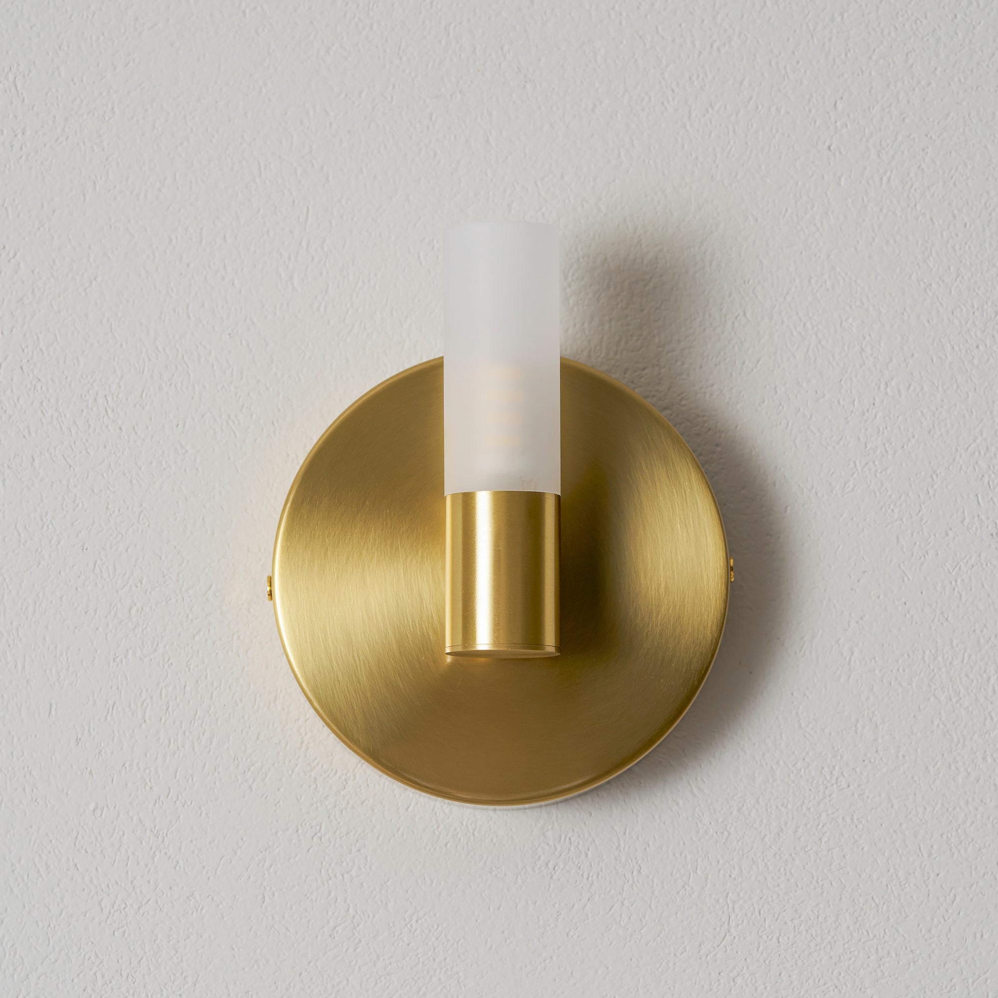 Contemporary Wall Light | Compact Cylinder Shade Metal Sconce Fixture