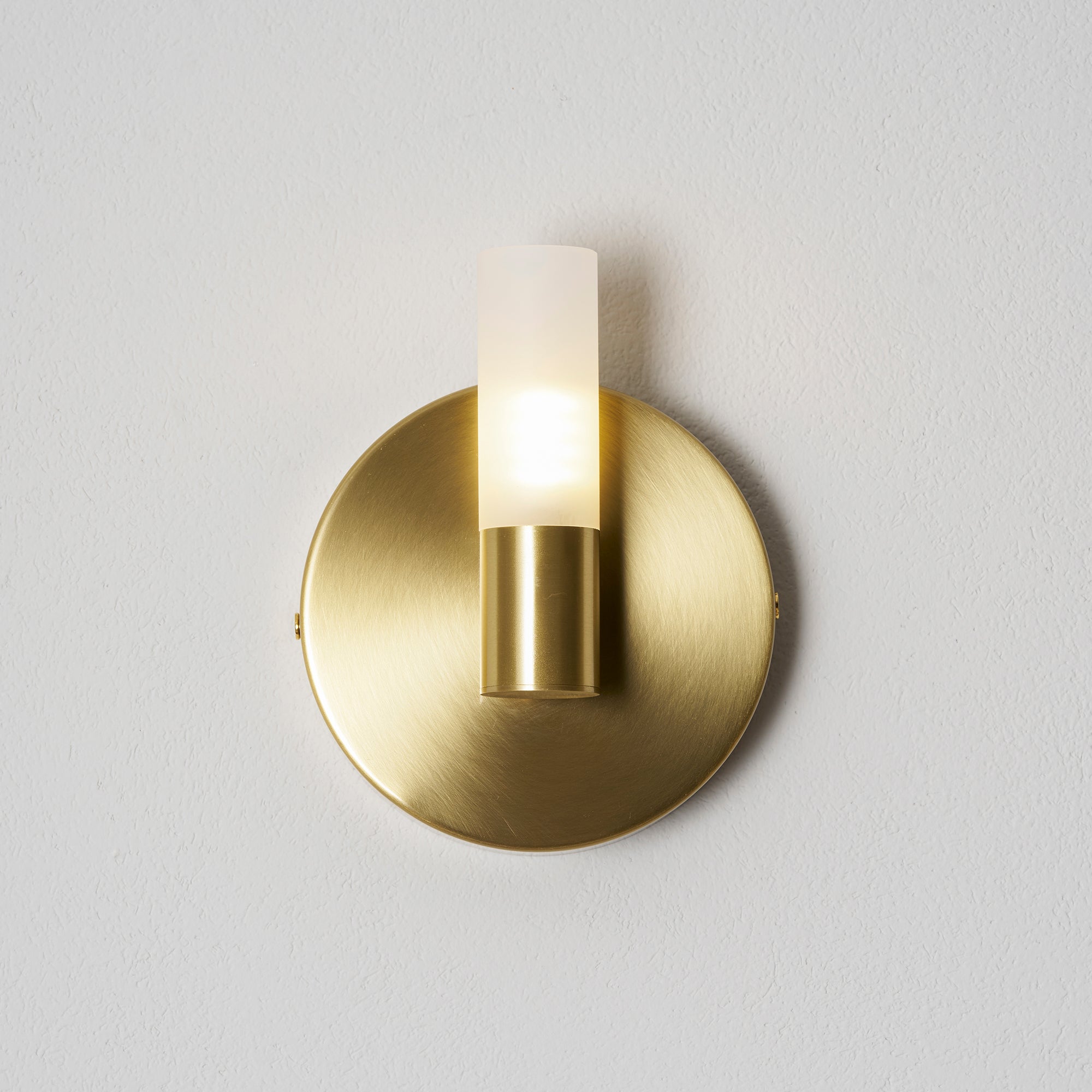 Contemporary Wall Light | Compact Cylinder Shade Metal Sconce Fixture