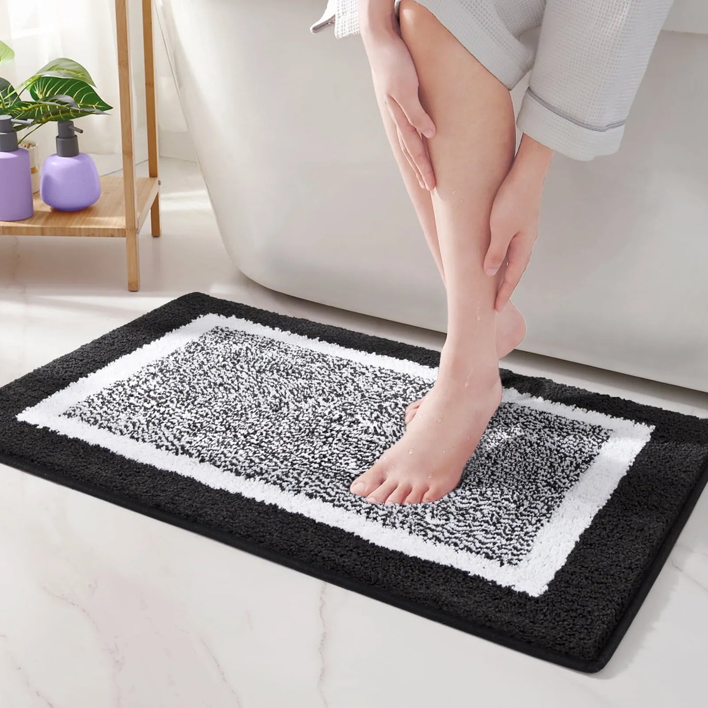 Non Slip Geometric Bath Mat | Microfiber Bathroom Rug