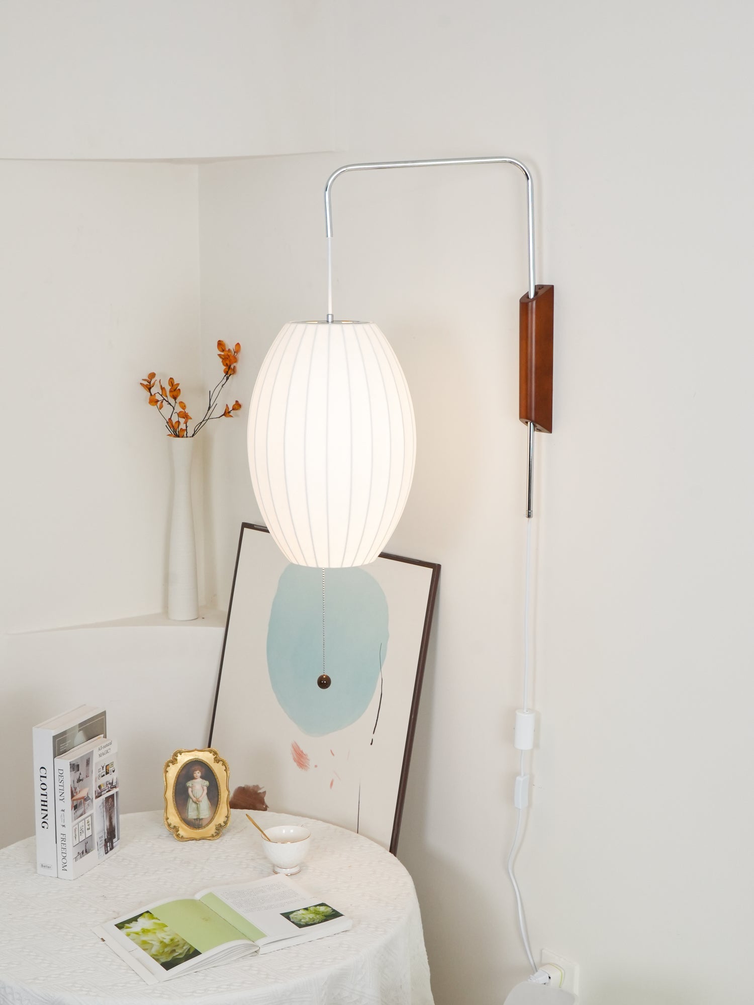 Mid Century Wall Light | Bubble Translucent Pleated Capsule Sconce