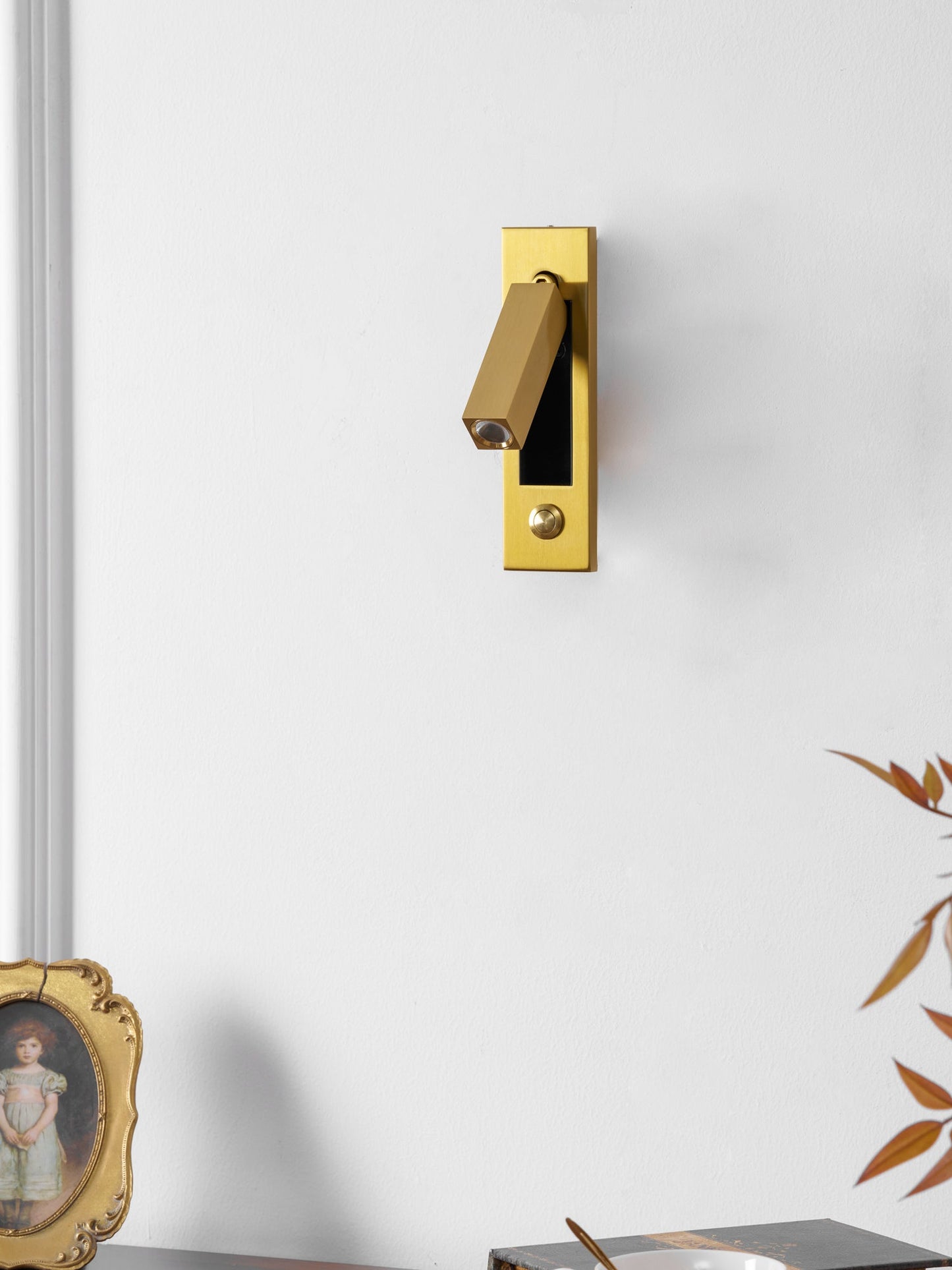 Inset Bedside Reading Wall Light