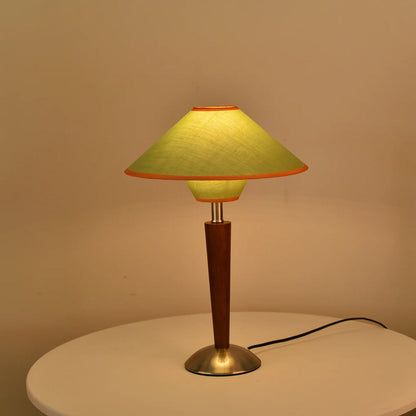 Retro Wooden Table Lamp - Classic Design