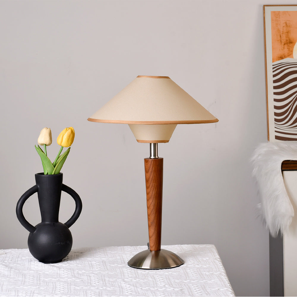 Retro Wooden Table Lamp - Classic Design