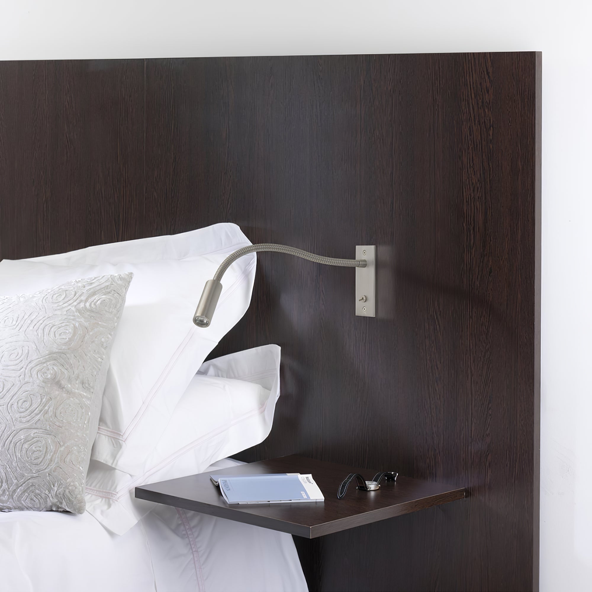 Art Deco Wall Light | Curved Linear LED Bar Sconce Fixture