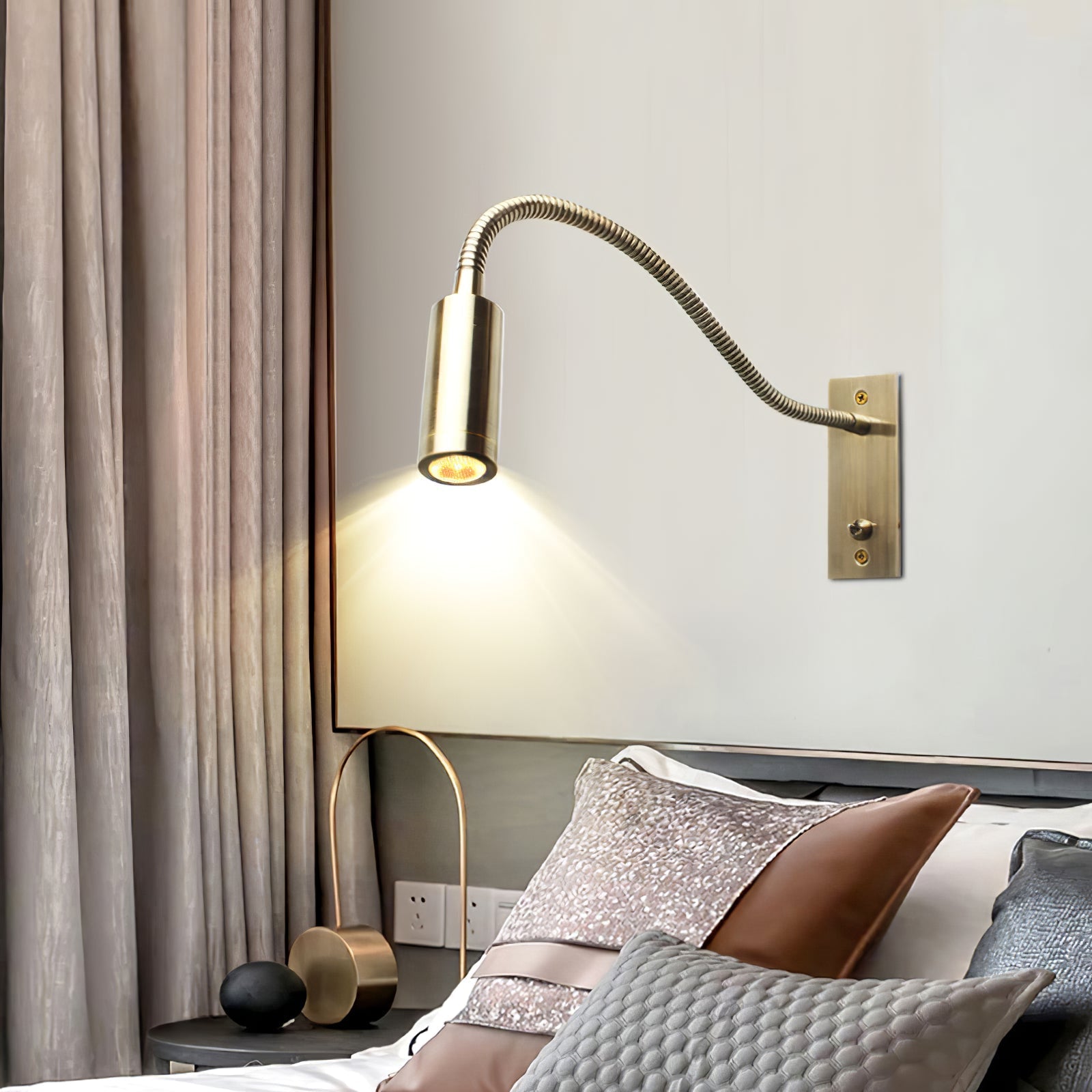 Art Deco Wall Light | Curved Linear LED Bar Sconce Fixture