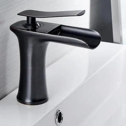 Mai - Single Handle Gold Bathroom Faucet BO-HA Black