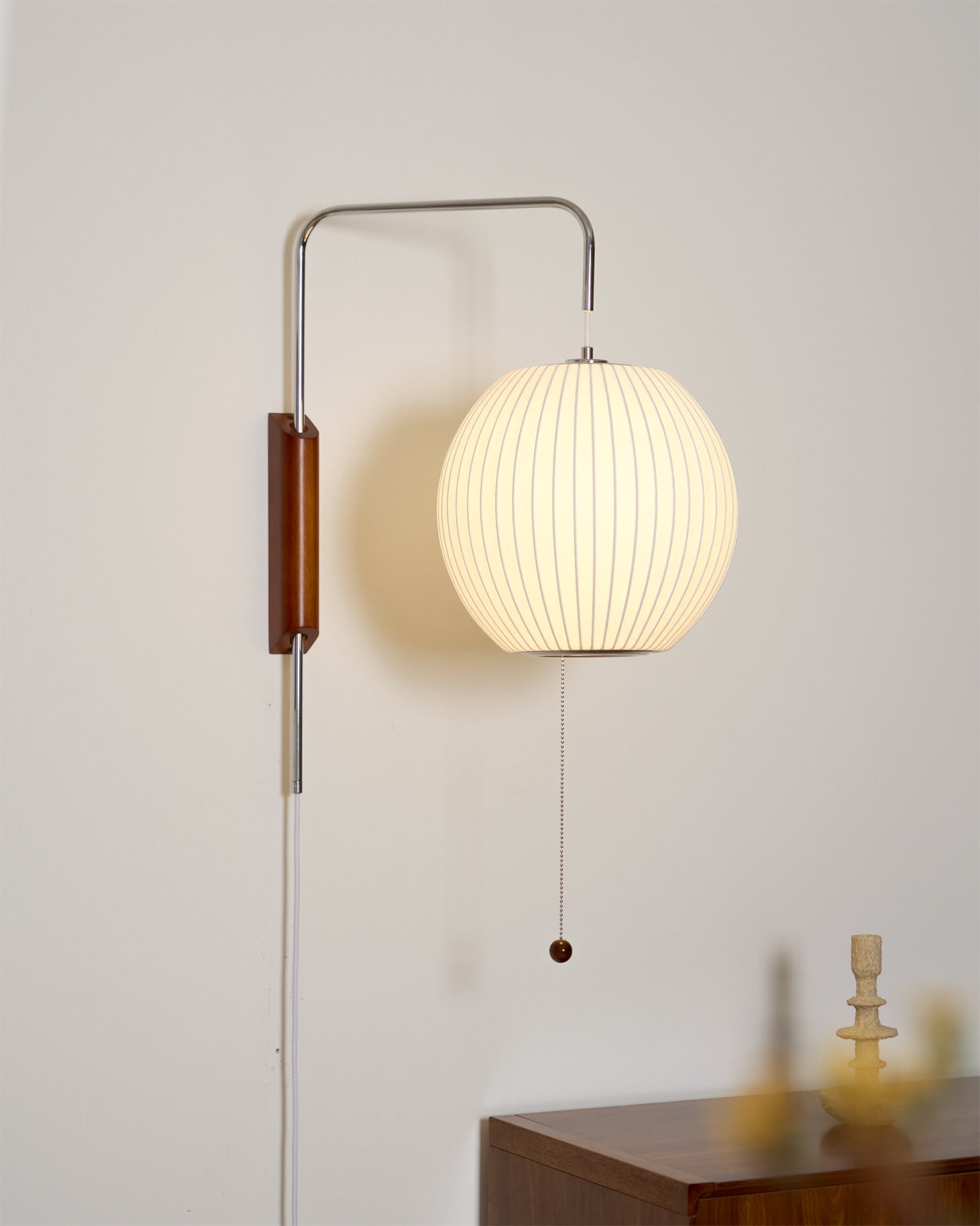 Mid Century Wall Light | Bubble Translucent Pleated Capsule Sconce