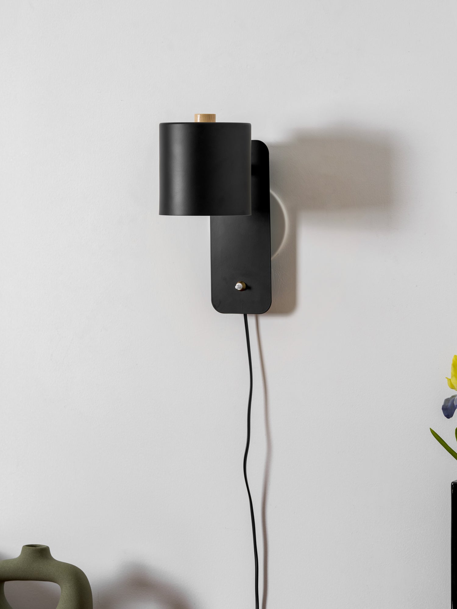 Plug-In Adjustable Cylinder Wall Light