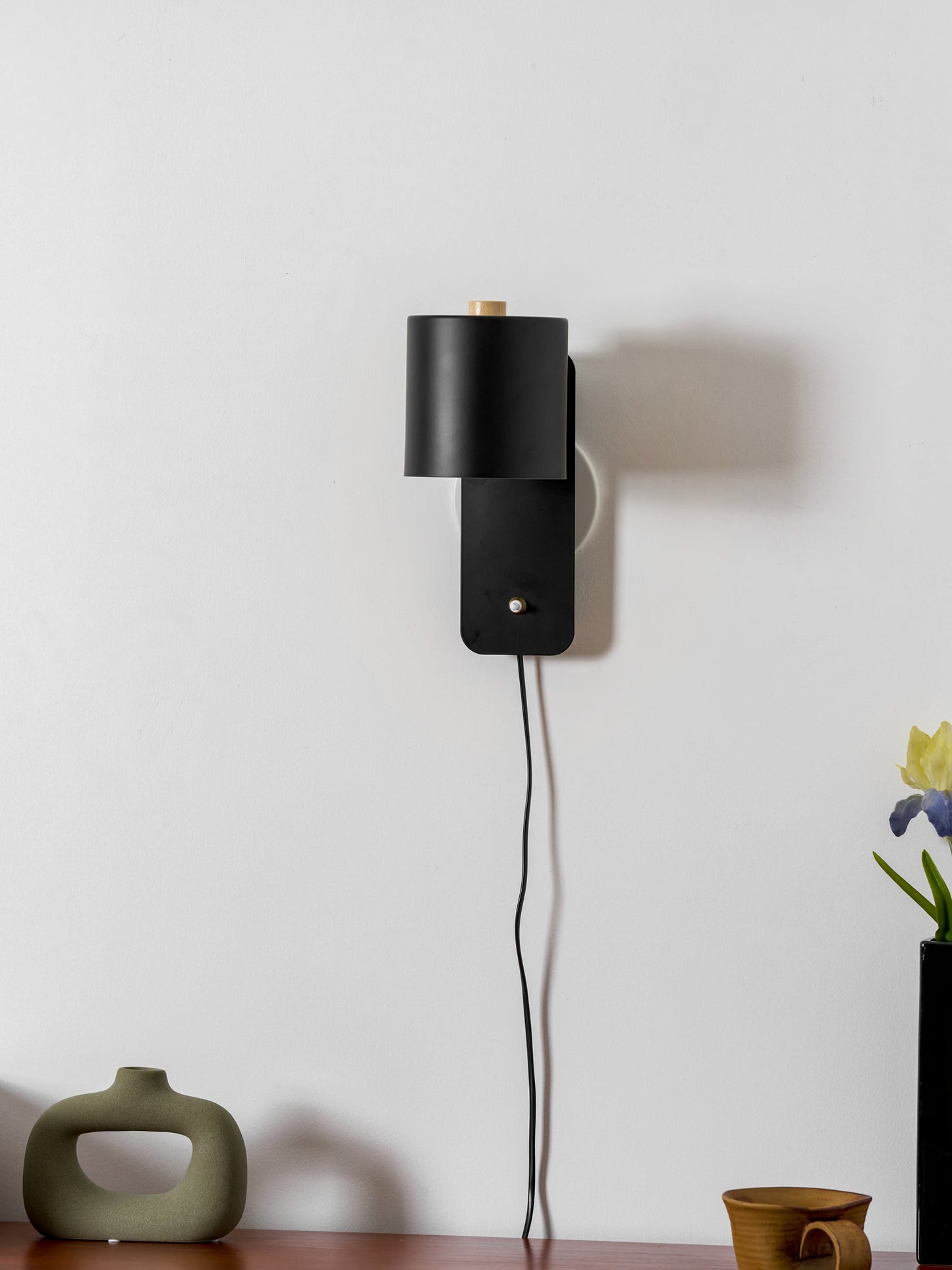 Plug-In Adjustable Cylinder Wall Light