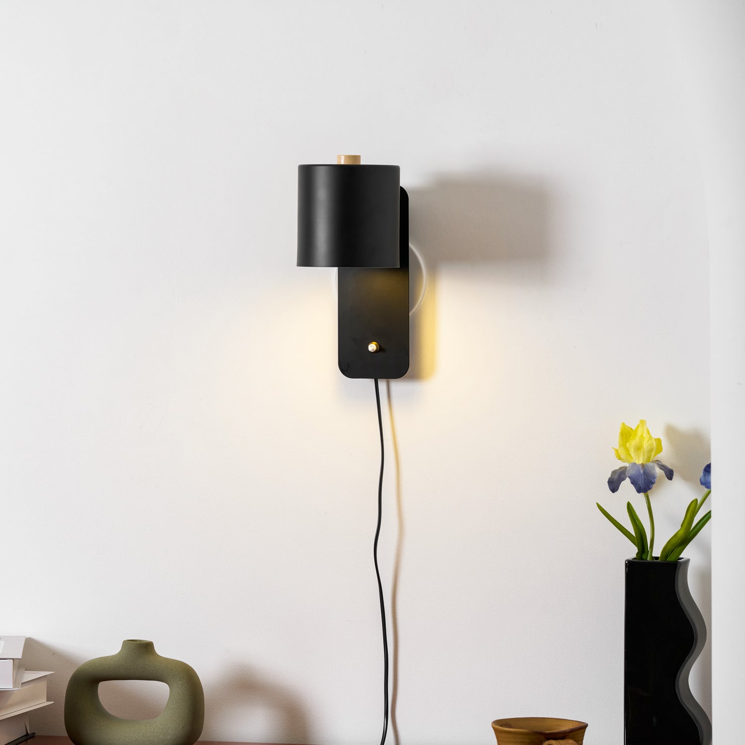 Plug-In Adjustable Cylinder Wall Light
