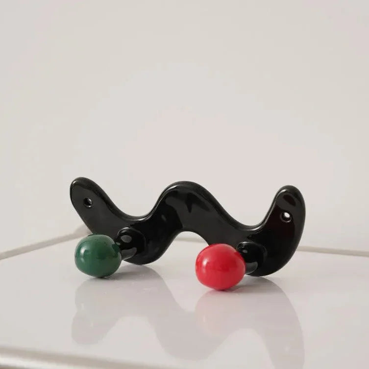 Color Dot Wall Hook Rack